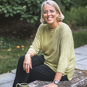 Suzanne Woolston Bossert